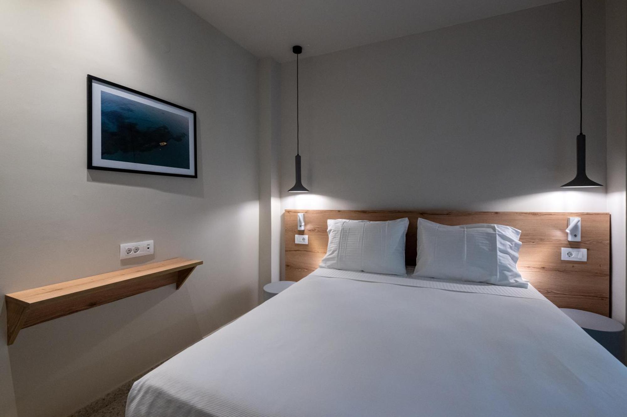 Asklipiou Cube - Kalamata Mediterranean Suites Ngoại thất bức ảnh