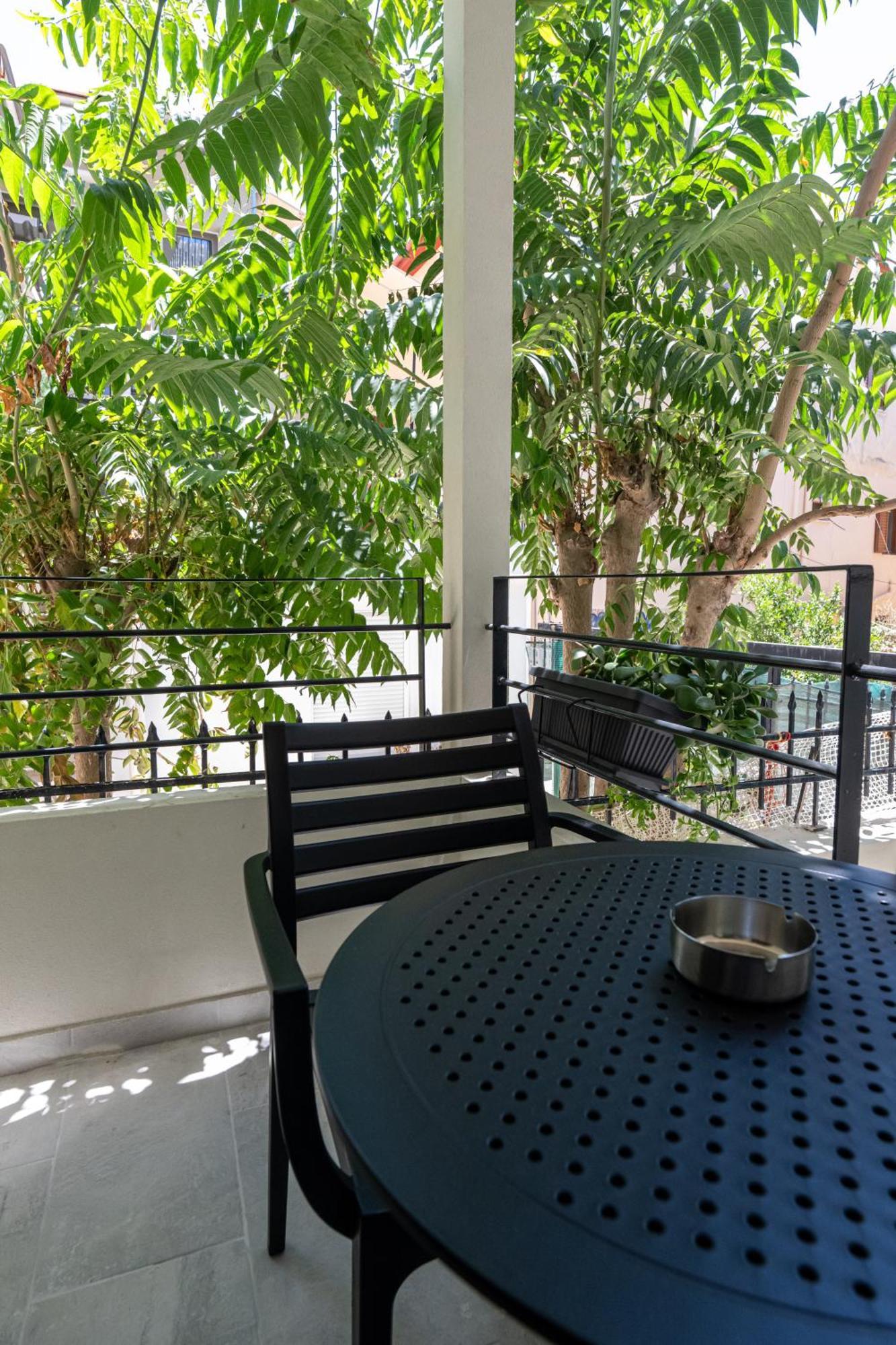 Asklipiou Cube - Kalamata Mediterranean Suites Ngoại thất bức ảnh